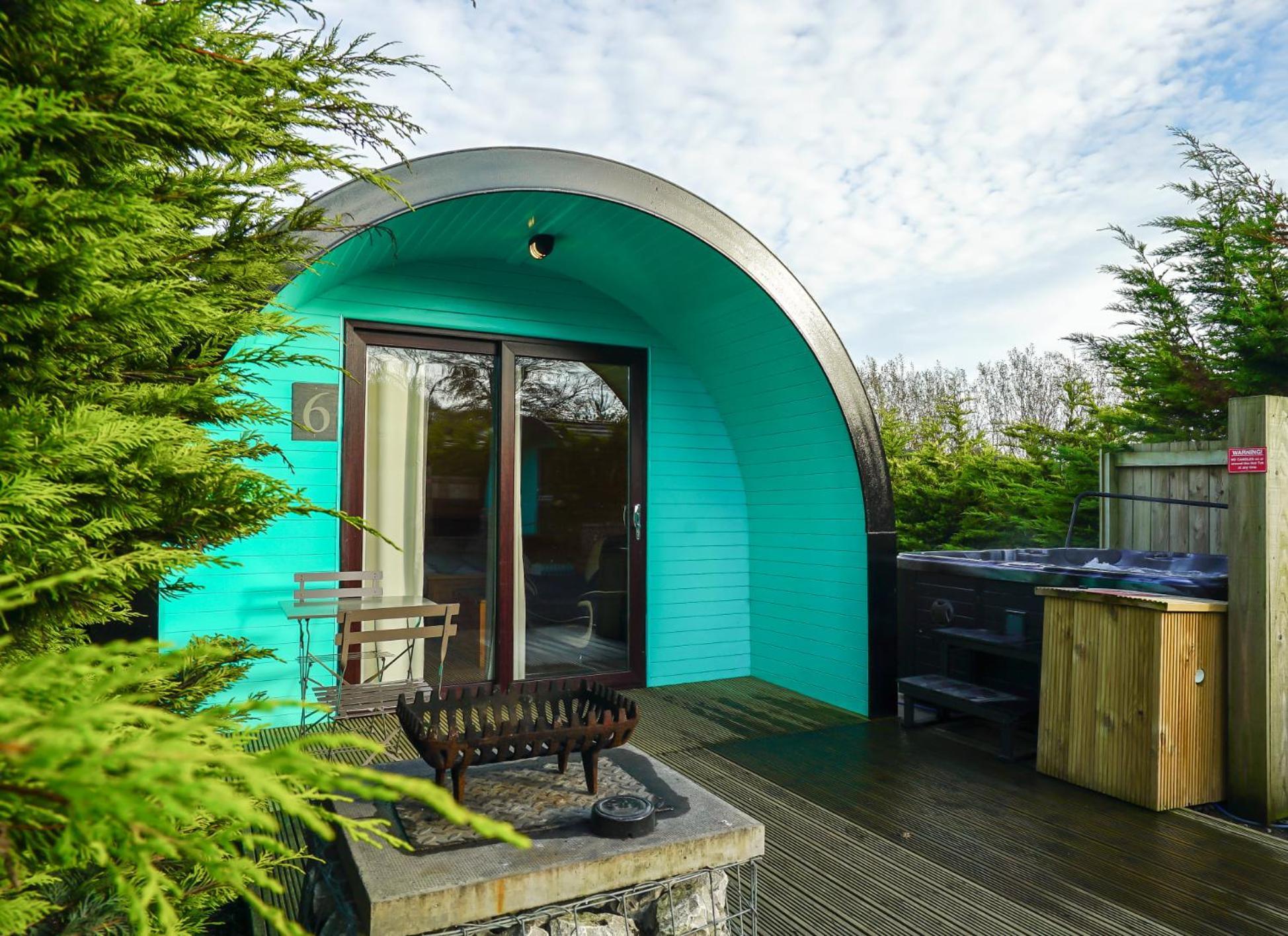 Original Glamping Pod With Hot Tub Hotel Frodsham Eksteriør billede